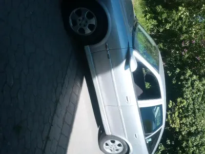 Second-hand Opel Vectra 100 CP (73 kW) 2001 Argintiu Berlinǎ