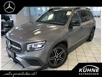Gebraucht Mercedes GLB220 AMG 190 PS (139 kW) 2021 Lack mountaingrau SUV