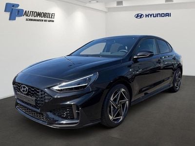 Ny Hyundai i30 Comfort 140 HK (102 kW) 2026 Sort Sedan