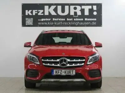 Gebraucht Mercedes GLA200 AMG 156 PS (114 kW) 2018 Jupiterrot SUV
