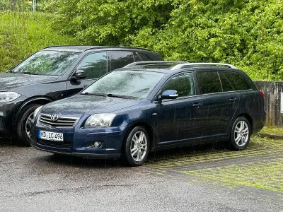 Gebraucht Toyota Avensis 177 PS (130 kW) 2006 Blau Kombi