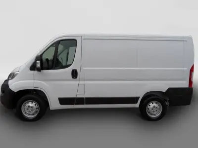 Gebraucht Opel Movano 140 PS (102 kW) 2024 Weiß Kombi
