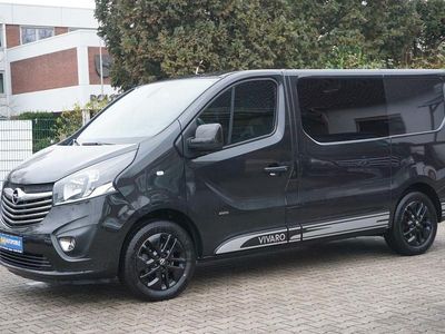 Gebraucht Opel Vivaro 145 PS (106 kW) 2017 Schwarz Van / Kleinbus