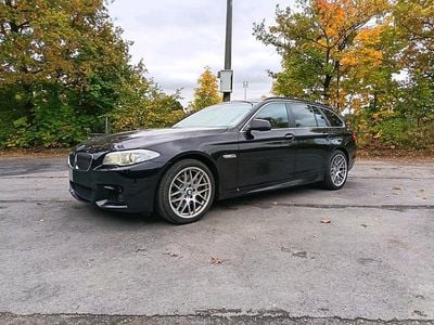 Gebraucht BMW 525 204 PS (150 kW) 2011 Schwarz Kombi