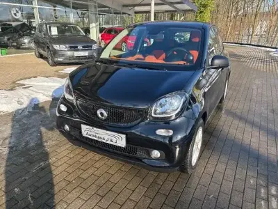 Second-hand Smart ForFour Passion 90 CP (66 kW) 2018 Negru Hatchback