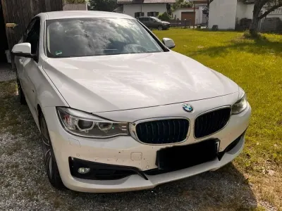 Używany BMW 330 Sport Line 258 KM (189 kW) 2014 Sedan/Limuzyna