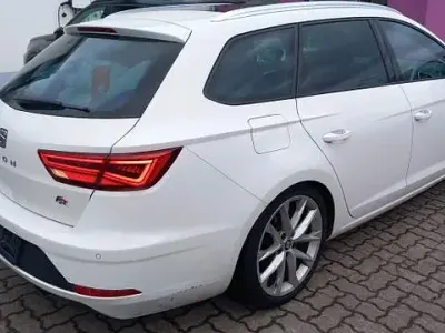 Gebraucht Seat Leon ST FR 150 PS (110 kW) 2017 Candyweiß candyweiß Kombi