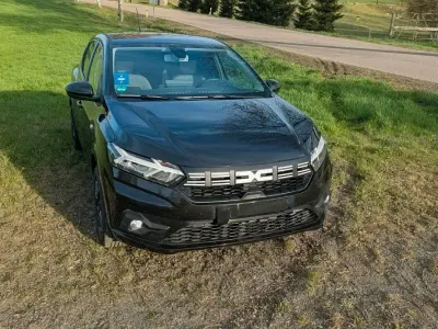 Second-hand Dacia Sandero Expression 91 CP (66 kW) 2023 Negru Berlinǎ
