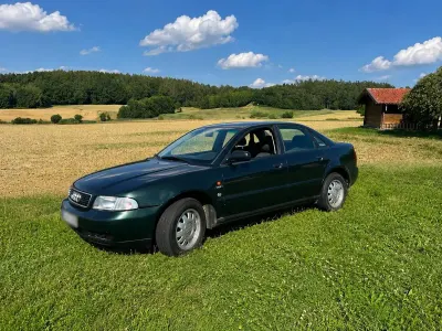 Gebraucht Audi A4 125 PS (91 kW) 1996 Grün Limousine