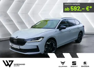 Neu Skoda Superb SportLine 204 PS (150 kW) 2026 Weiß Limousine