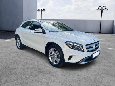Mercedes GLA220