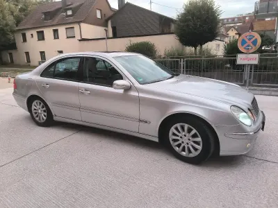 Gebraucht Mercedes E350 272 PS (200 kW) 2005 Grau Limousine