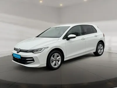 Gebraucht VW Golf VIII Life 116 PS (85 kW) 2025 Limousine