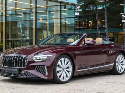 Neu Bentley Continental 689 PS (506 kW) 2026 Rot Cabrio