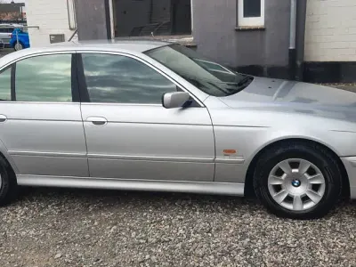 Usata BMW 520 170 CV (125 kW) 2001 Argento Berlina