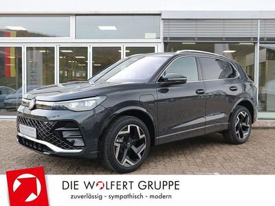 Uranograu Neu 2025 VW Tiguan R-line SUV | 59.790 € (Etwas zu teuer)