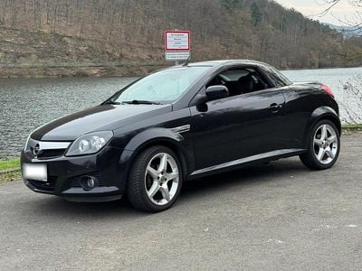 Gebraucht Opel Tigra Sport 125 PS (91 kW) 2006 Schwarz Cabrio