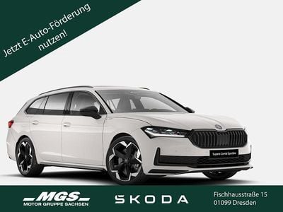 Neu Skoda Superb SportLine 204 PS (150 kW) 2026 Kristallweiß uni Kombi