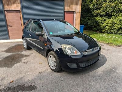 gebraucht Ford Fiesta Scheckheft 1.3 2007 HU 11 /25