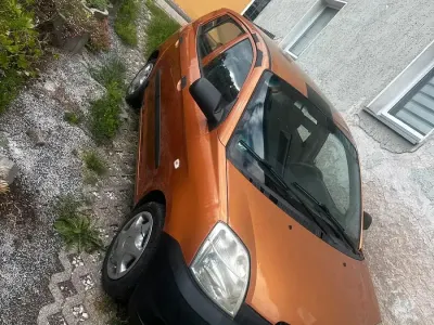 Gebraucht Kia Picanto 61 PS (44 kW) 2006 Orange Kleinwagen