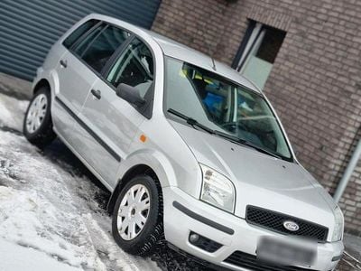 Gebraucht Ford Fusion 80 PS (58 kW) 2004 Silber Kleinwagen