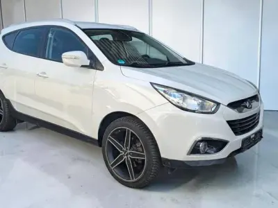 Gebraucht Hyundai ix35 Style 163 PS (119 kW) 2013 Weiß SUV