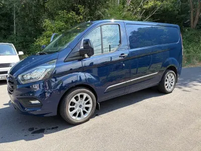 Gebraucht Ford Transit Custom 105 PS (77 kW) 2018 Blau Van