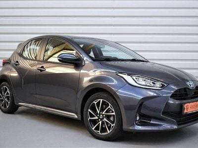 Gebraucht Toyota Yaris Hybrid Team 92 PS (67 kW) 2022 Grau Kleinwagen