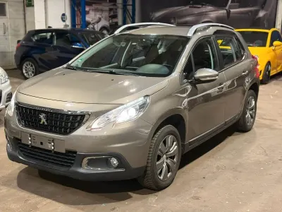 Gebraucht Peugeot 2008 Active 110 PS (80 kW) 2016 Grau SUV