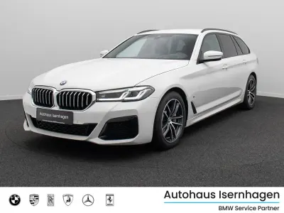 Gebraucht BMW 530 M Sport 245 PS (180 kW) 2023 Alpinweiã uni300 Kombi