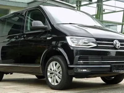 Gebraucht VW Caravelle Highline 204 PS (150 kW) 2017 Schwarz Van