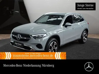Gebraucht Mercedes GLC300e Avantgarde 204 PS (150 kW) 2025 Grau SUV