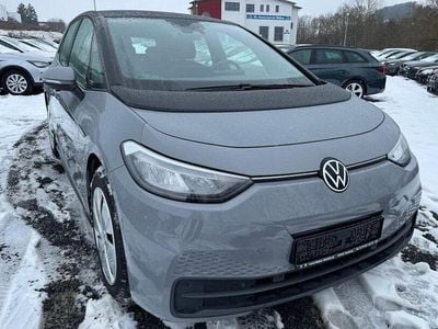 Grau Gebraucht 2021 VW ID.3 Pure Kleinwagen | 17.440 € (Guter Preis)