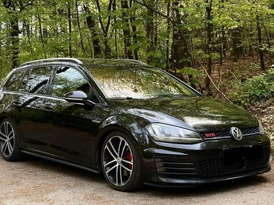 Usata VW Golf VII Sportline 184 CV (135 kW) 2016 Nero Station wagon
