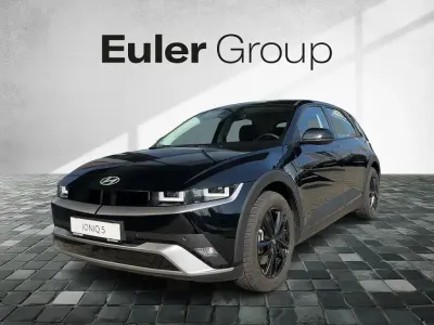Gebraucht Hyundai Ioniq 5 Basis 125 kW (170 PS) 2025 Abyss black SUV