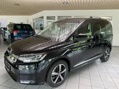 Neu VW Caddy Style 116 PS (85 kW) 2026 Deep black perleffekt Van / Kleinbus