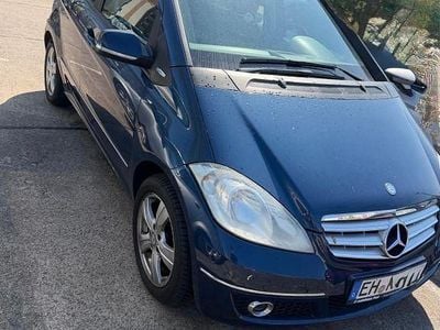 Usata Mercedes A160 Elegance 95 CV (69 kW) 2010 Blu Monovolume