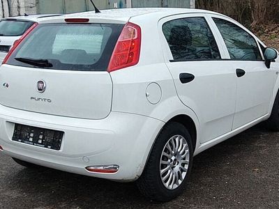 gebraucht Fiat Punto 1.2 8V YOUNG II KLIMA EURO 6 !!!