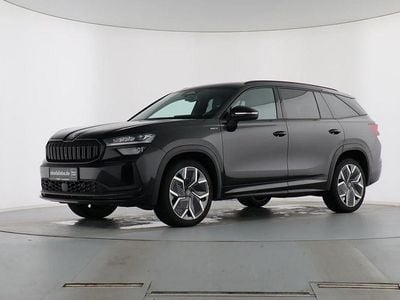 Schwarzmagic perleffekt Gebraucht 2025 Skoda Kodiaq SportLine SUV | 44.889 € (Fairer Preis)