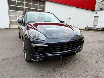 Second-hand Porsche Cayenne S Sport 385 CP (283 kW) 2016 Albastru SUV