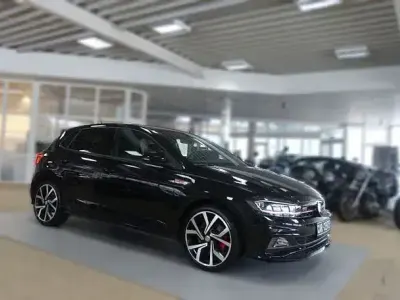 Używany VW Polo Beats 200 KM (147 kW) 2019 Czarny Sedan/Limuzyna