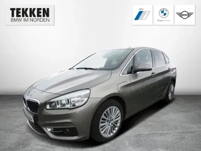 Gebraucht BMW 225 iPerformance 136 PS (100 kW) 2017 Silber Van / Kleinbus