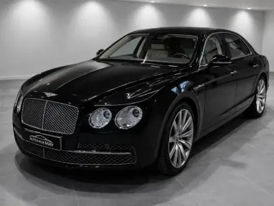Brugt Bentley Flying Spur 625 HK (459 kW) 2014 Sort Sedan