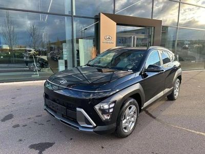 Gebraucht Hyundai Kona Trend 120 PS (88 kW) 2023 Mirage green / sol SUV