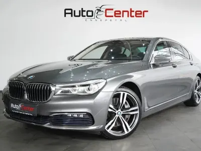 Usata BMW 750 Performance 449 CV (330 kW) 2015 Grigio Berlina