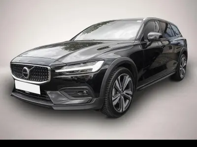 Gebraucht Volvo V60 CC Ultimate 197 PS (144 kW) 2024 Manufacturer Kombi