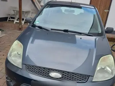 Gebraucht Ford Fiesta 100 PS (73 kW) 2005 Andere farben Kleinwagen