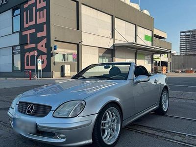 Gebraucht Mercedes SLK200 163 PS (119 kW) 2002 Silber Cabrio