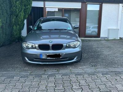 Gebraucht BMW 116 Performance 122 PS (89 kW) 2009 Grau Kleinwagen