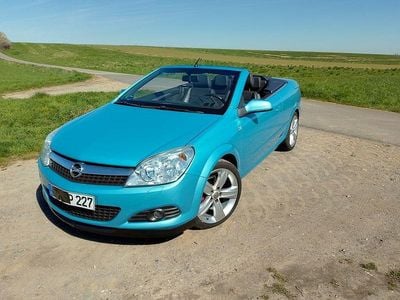 Gebraucht Opel Astra Cabriolet 140 PS (102 kW) 2010 Blau Cabrio